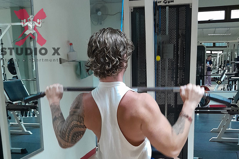 Lat Pulldown